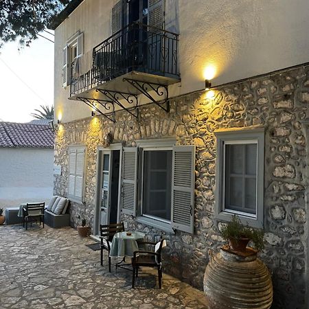 Piteoussa Rooms Hydra  Buitenkant foto