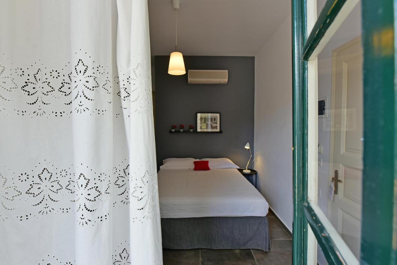 Piteoussa Rooms Hydra  Buitenkant foto