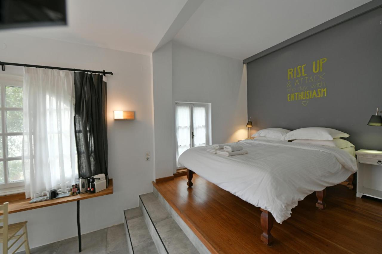 Piteoussa Rooms Hydra  Buitenkant foto